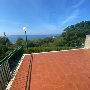 https://loasi-saracena.sicilyhotelsitaly.net